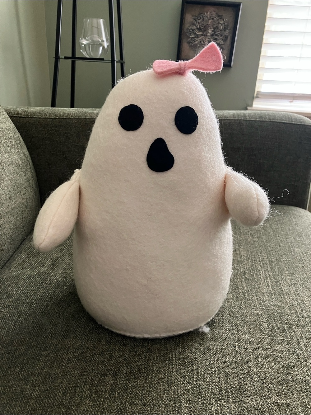 Plush Pink Ghost Holiday Decor with Bow Accent - Soft Felt Tabletop Ornament